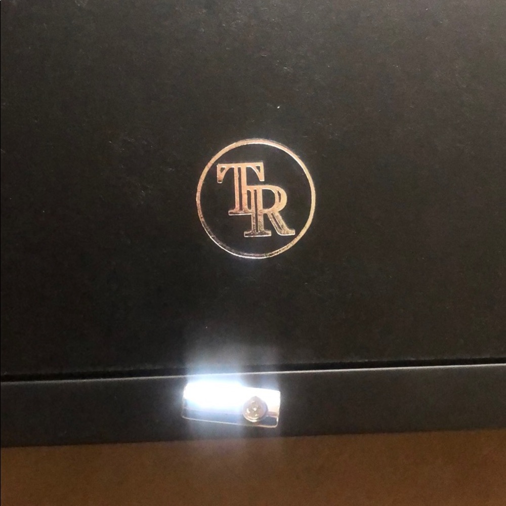Nice Wine holder box - Picture 4 of 6